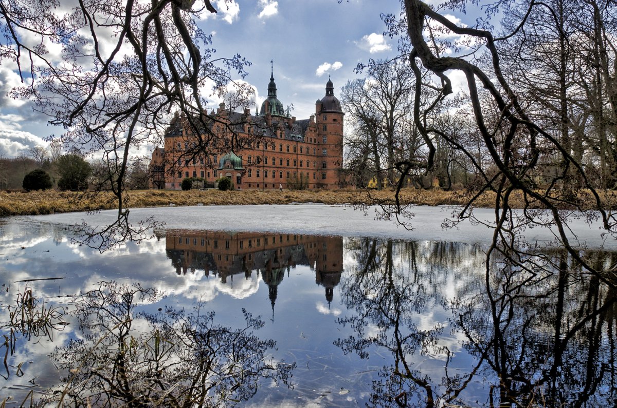 Vallø Castle: The Danish Renaissance Gem by the Moat - Slotsgade 4 | Secret World Trip Planner