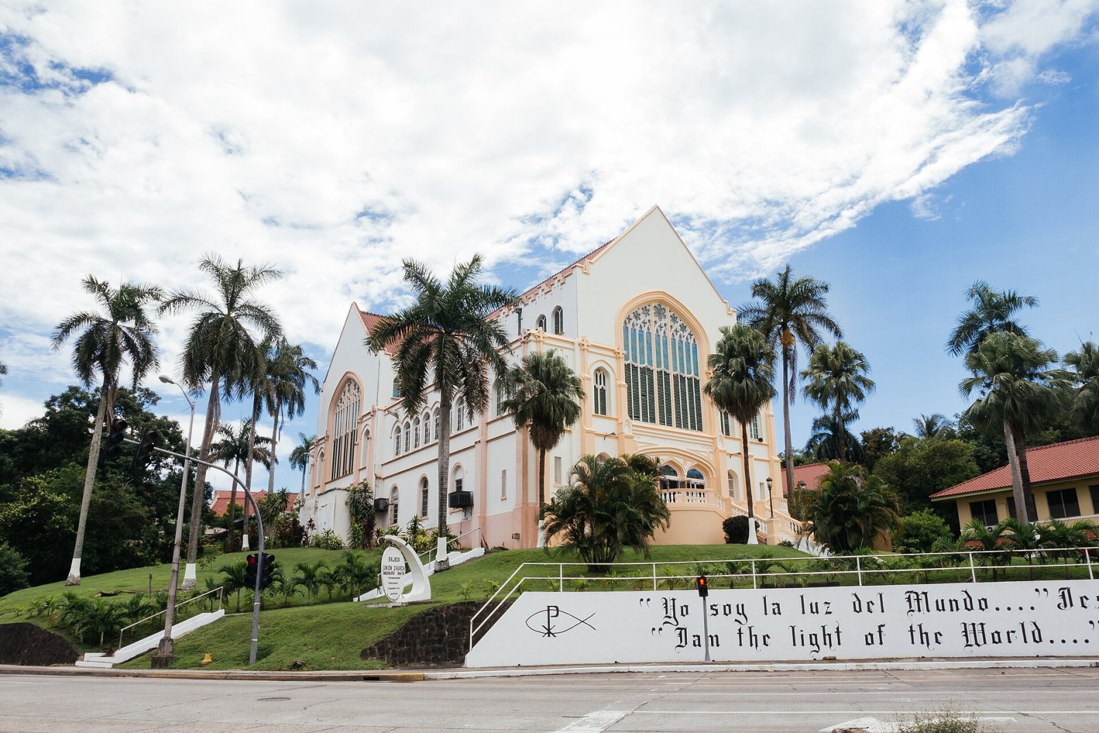 Scopri la Chiesa di Panama: un tesoro culturale da visitare - Hacia el Valle 22-59 | Secret World Trip Planner