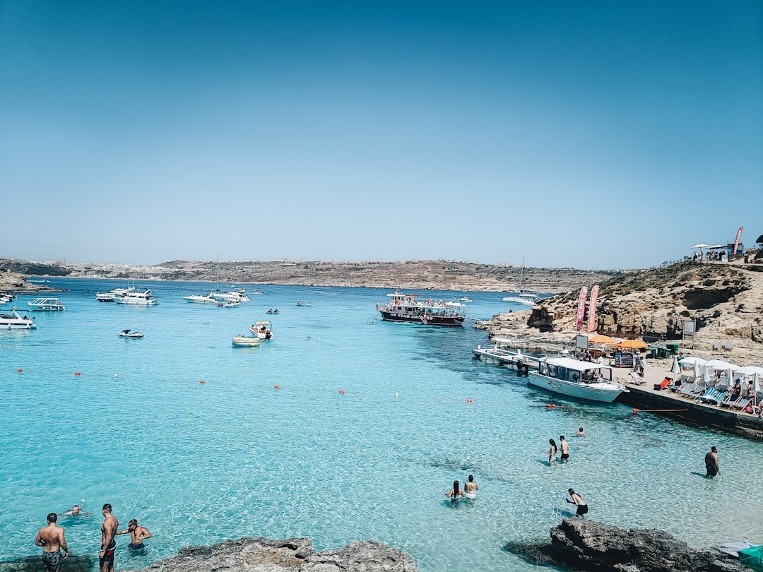 Comino : l'île sans voiture de la Lagune Bleue - Comino | Secret World Trip Planner