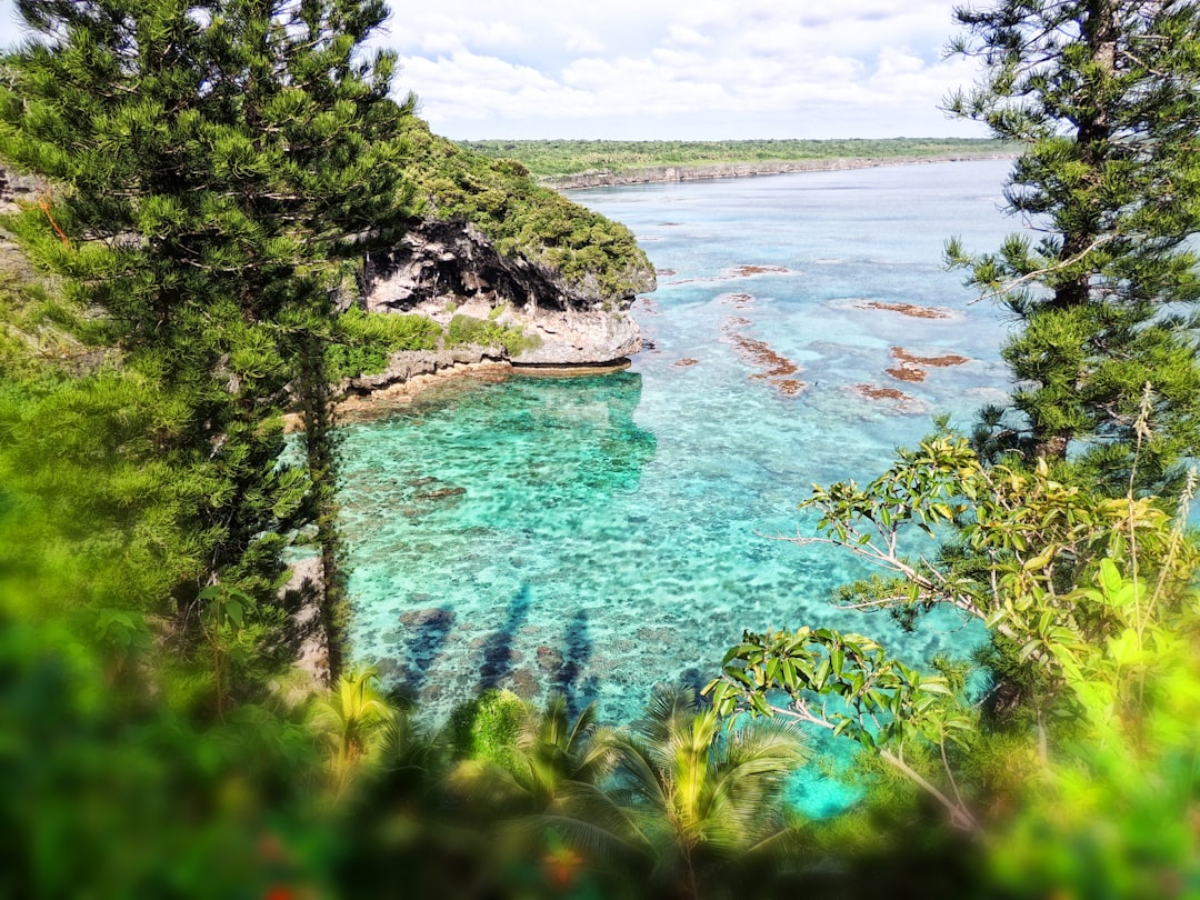 Lifou : l'île corallienne aux eaux cristallines - Lifou | Secret World Trip Planner