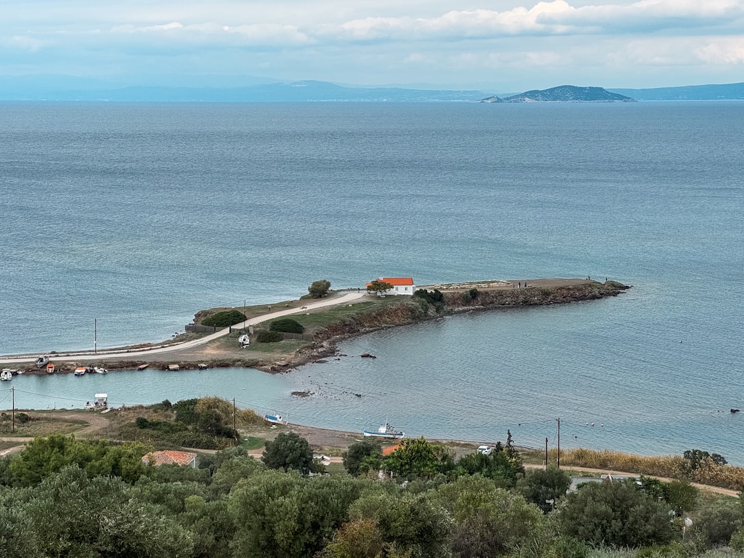 Estate Argyros: Assyrtiko and Volcano in Santorini - Episkopi Gonias 847 00 | Secret World Trip Planner