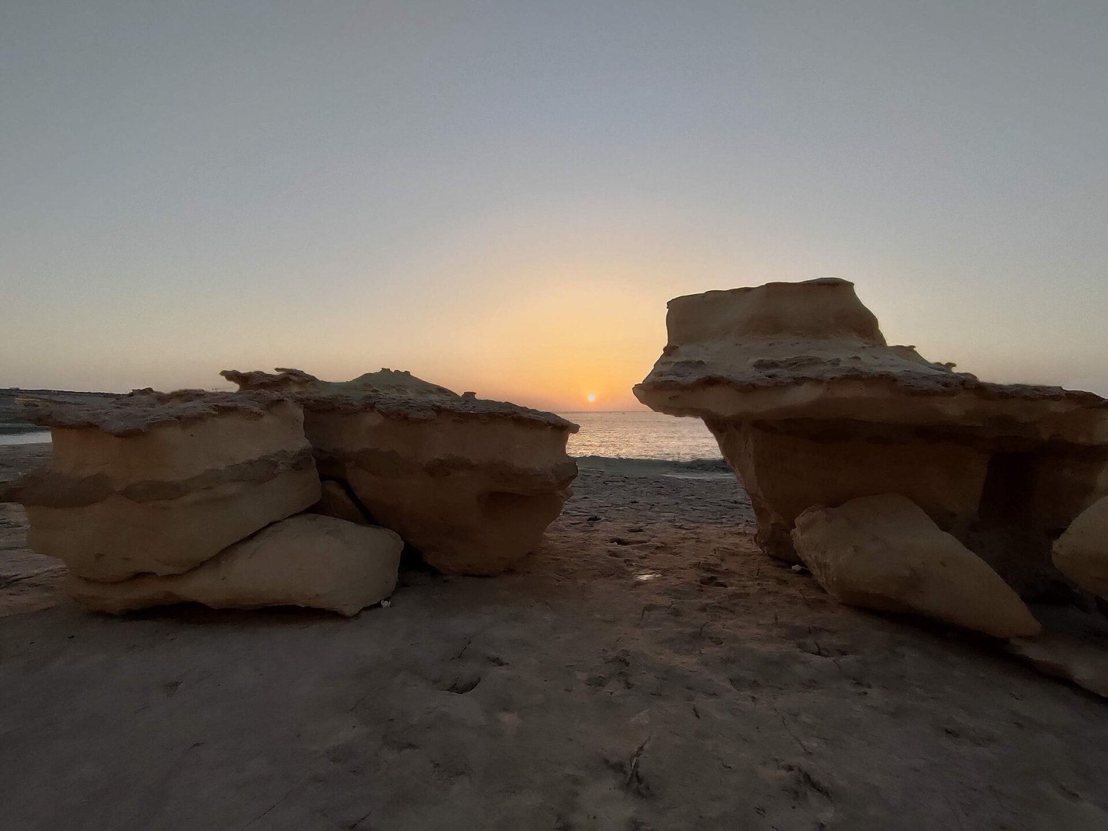 Découvrez le phare de Delimara : un bijou de Malte - Delimara Lighthouse | Secret World Trip Planner