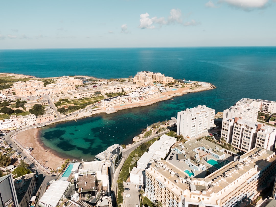 Scopri il Top of the World: un'esperienza unica a Malta - Ghaxqet L- Ghain | Secret World Trip Planner