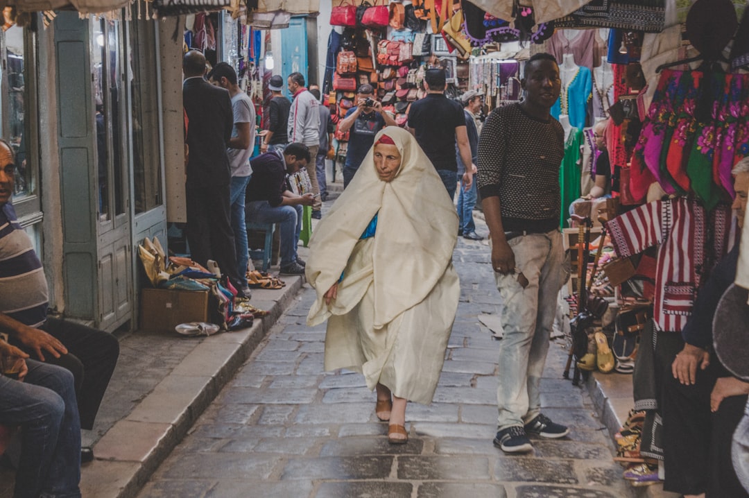 Les souks de Tunis : parfums et couleurs de la Médina - Q5WC+J77 | Secret World Trip Planner