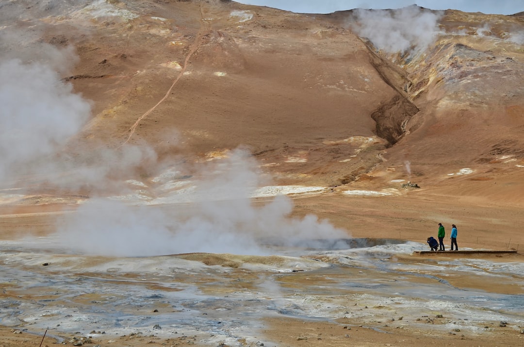 Découvrez Námafjall : le cœur géothermique de l'Islande - Reykjahlíð | Secret World Trip Planner