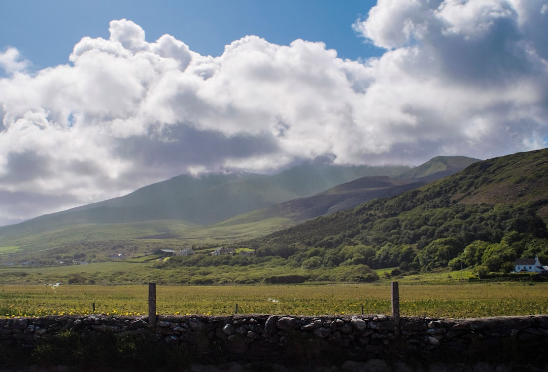 Découvrez Slieve Carr : la montagne isolée d'Irlande - Tarsaghaun | Secret World Trip Planner
