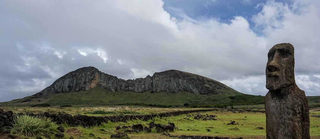 Ahu Tongariki : 15 moai au lever du soleil - Isola di Pasqua | Secret World Trip Planner