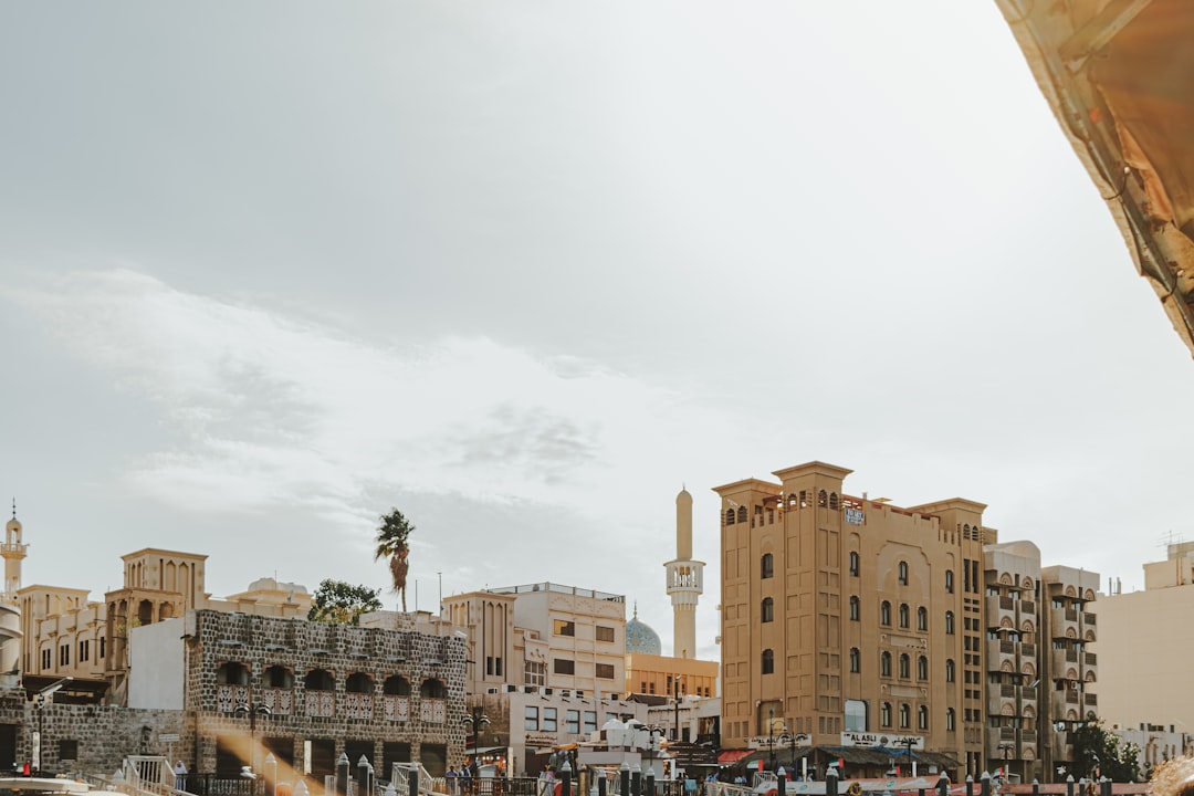 Meilleures apps de voyage 2026 : 5 à utiliser à Dubaï - Dubai | Secret World Trip Planner
