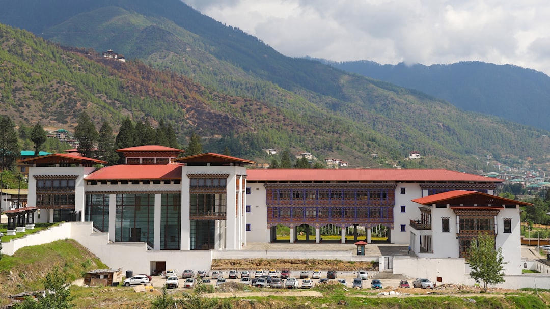 Hochgebirgsweine in Shangri-La: zwischen Weinbergen und Himalaya - Diqing Tibetan Autonomous Prefecture | Secret World Trip Planner