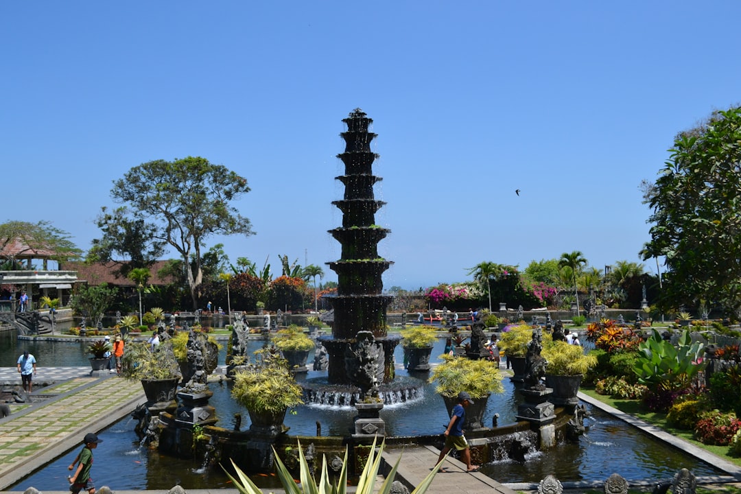 Tirta Gangga: Der königliche Palast im Wasser auf Bali - Kabupaten Karangasem | Secret World Trip Planner