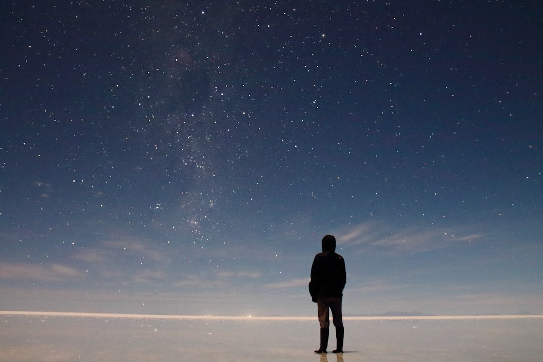 Salar de Uyuni al tramonto: lo specchio del cielo boliviano - Bolivia South America | Secret World Trip Planner