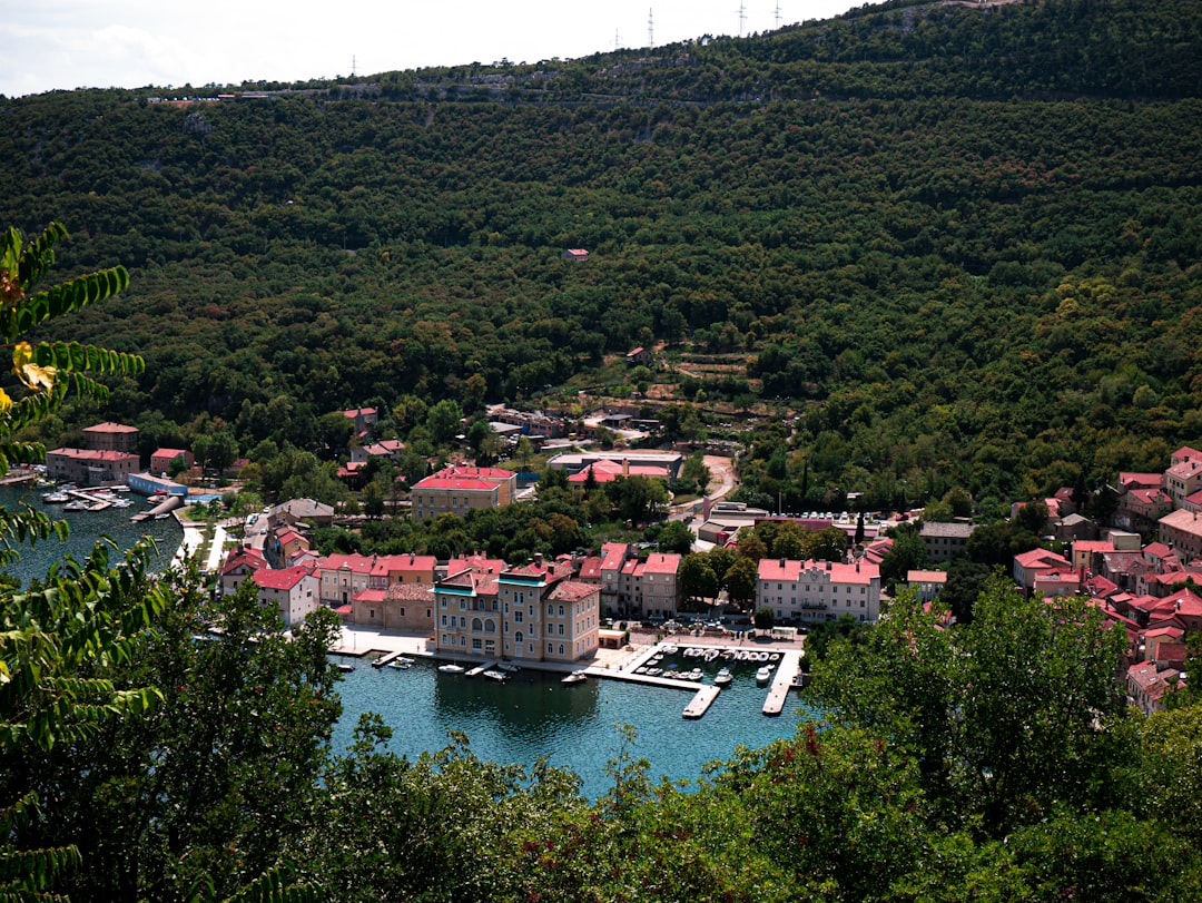Burićevac: an untouched nature corner in Croatia - Drvenik | Secret World Trip Planner