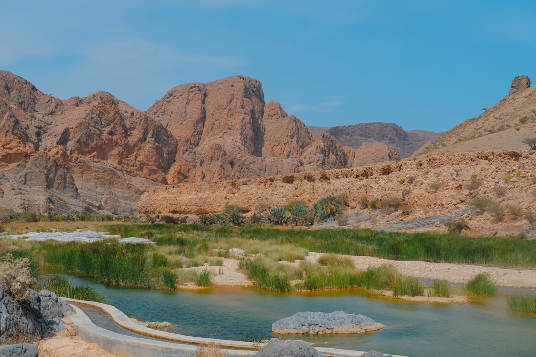 Découvrez Jabal Qarari : un joyau naturel d'Oman — Jalan Bani Buali