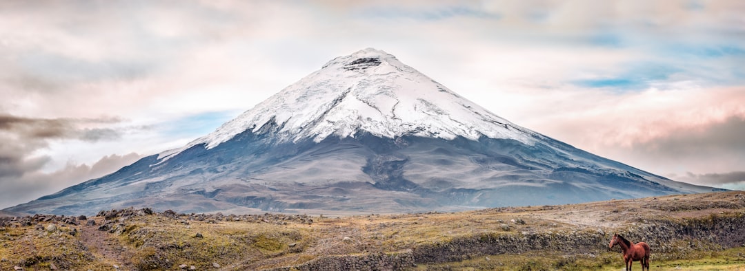 Cotopaxi : gravir le plus haut volcan actif de l'Équateur - Cotopaxi | Secret World Trip Planner