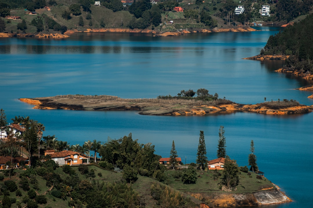 Lago Phewa, Pokhara: Spiegel des Annapurna - Lago Phewa | Secret World Trip Planner