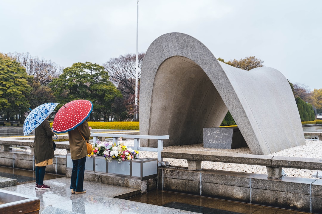 Hiroshima Friedensdenkmal: Die widerstandsfähige Kuppel - Hiroshima | Secret World Trip Planner