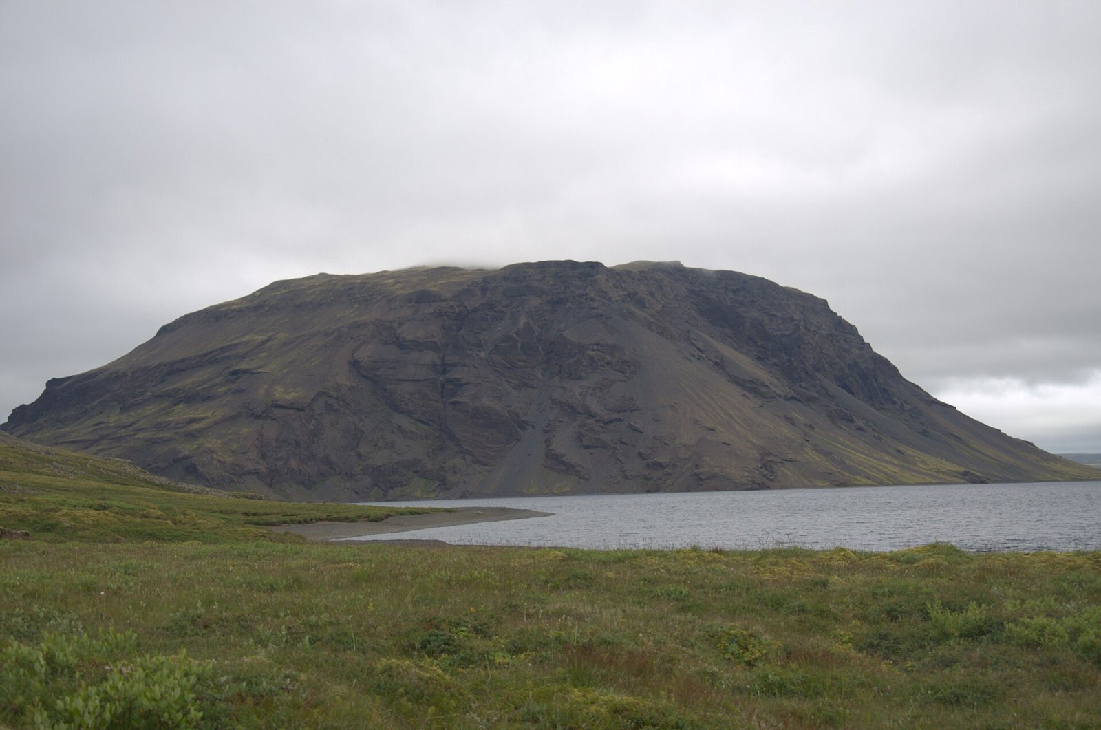 Hvalfell : un bijou naturel à découvrir en Islande | Secret World Trip Planner