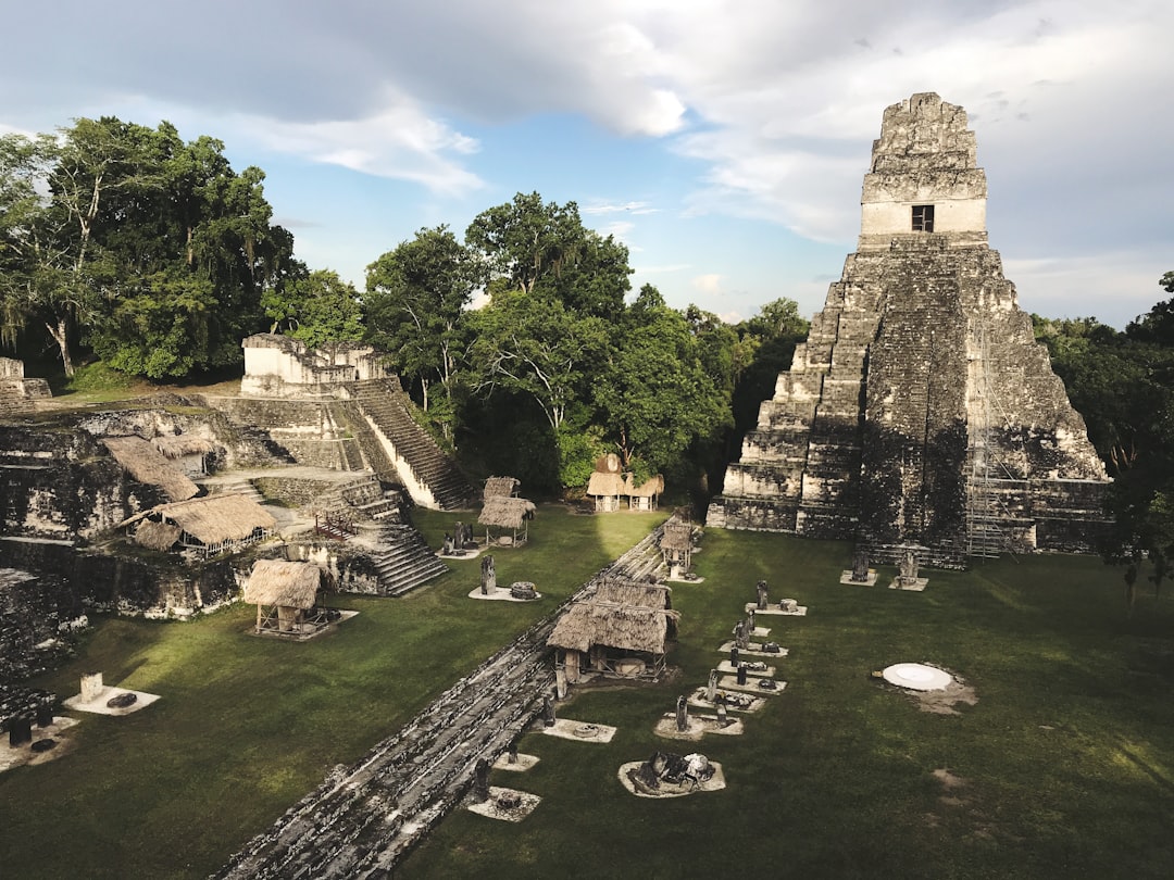 Musée Popol Vuh : Un Voyage dans l'Art Maya - Guatemala City | Secret World Trip Planner