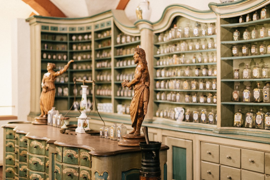 Meissen: Inside the Finest Porcelain Workshops - Talstraße 9 | Secret World Trip Planner