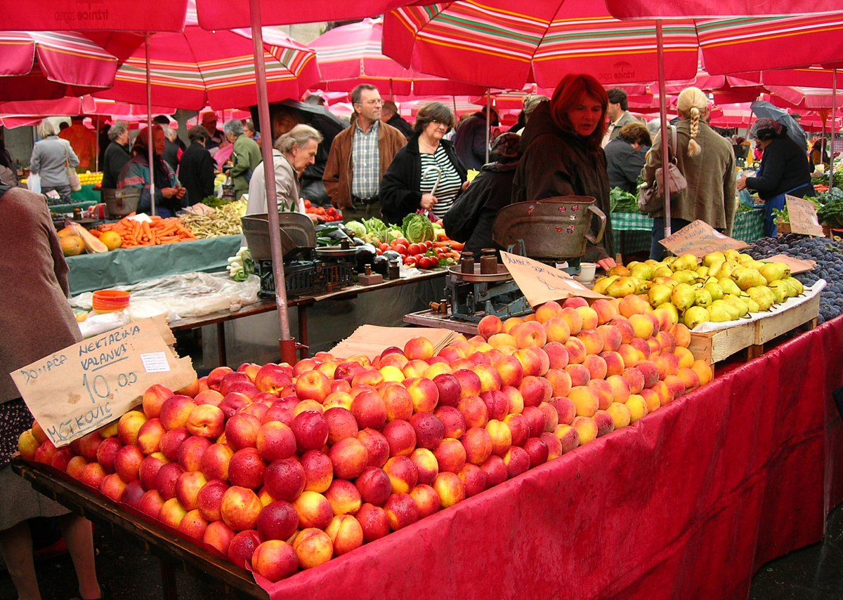 Dolac Market Zagreb: il cuore pulsante della città alta - 10000 | Secret World Trip Planner