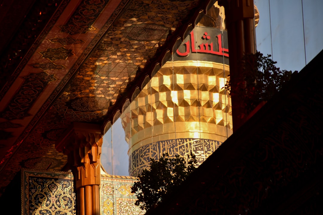 Il faro di Ra's Al Hilal: luce sulla costa libica — Ra's Al Hilal