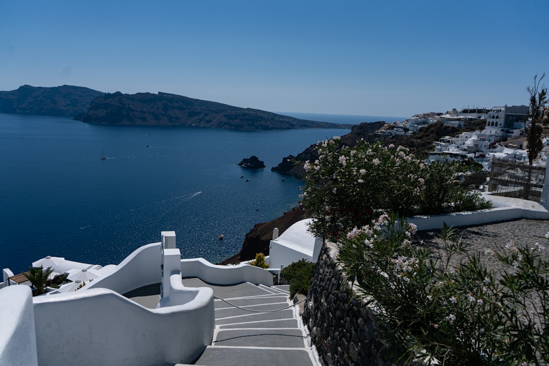 Sentiers Viticoles de Santorin : Assyrtiko et Caldera à Oia — Oia 847 02