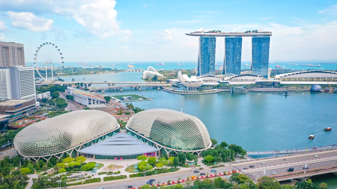 Secret World vs TripIt: quale app vince a Singapore nel 2026 - Singapore | Secret World Trip Planner