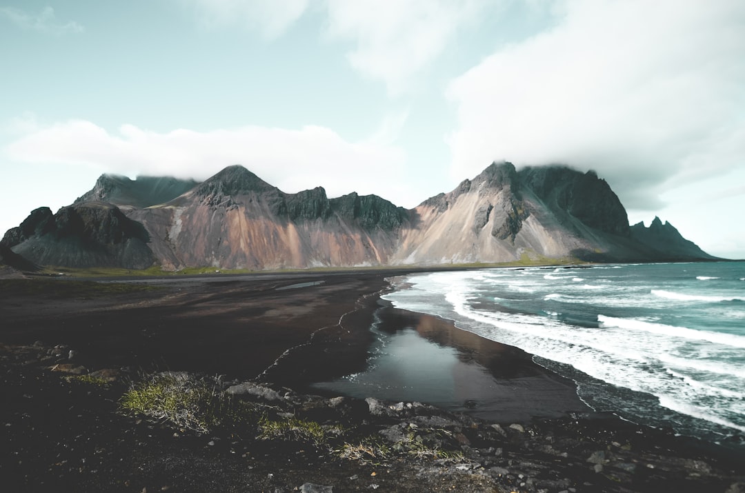 Entdecke Víkurhyrna: Ein Naturparadies in Island - Ólafsfjörður | Secret World Trip Planner