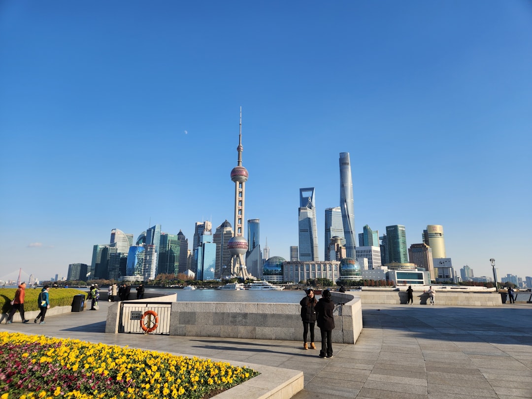 Musée de Shanghai : bronzes Shang et céramiques Tang - Huang Pu Qu | Secret World Trip Planner