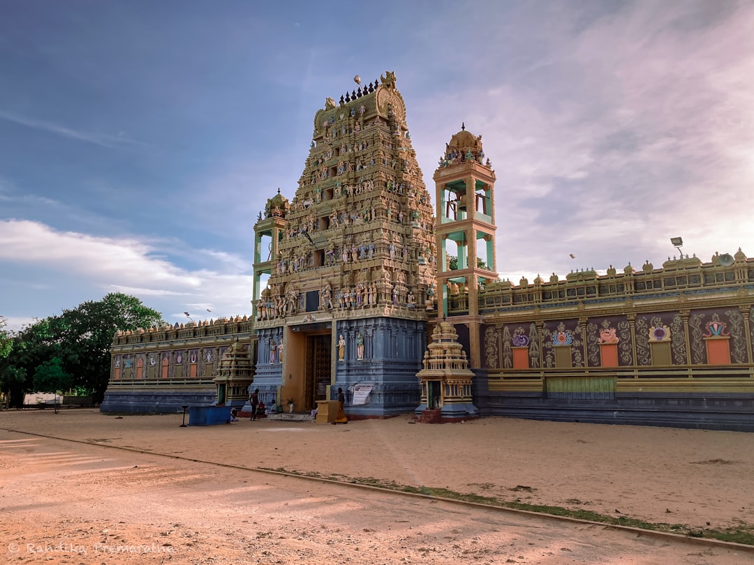 Découvrir Temple : un voyage culturel au cœur du Sri Lanka - Dehiwala-Mount Lavinia | Secret World Trip Planner