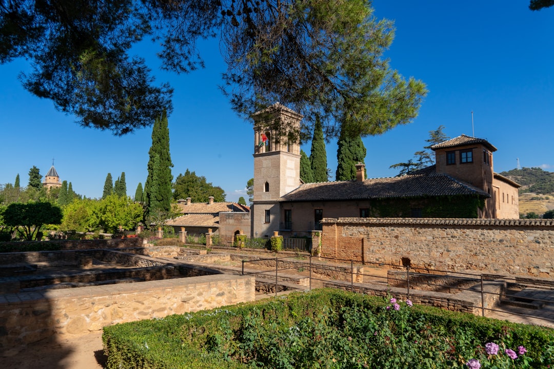 Generalife in Granada: Die Gärten des Nasridenpalastes - Centro | Secret World Trip Planner