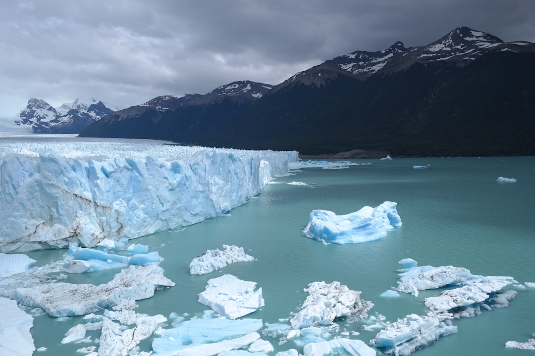 Mirador Perito Moreno al tramonto: ghiaccio e luce dorata - Provincia di Santa Cruz | Secret World Trip Planner