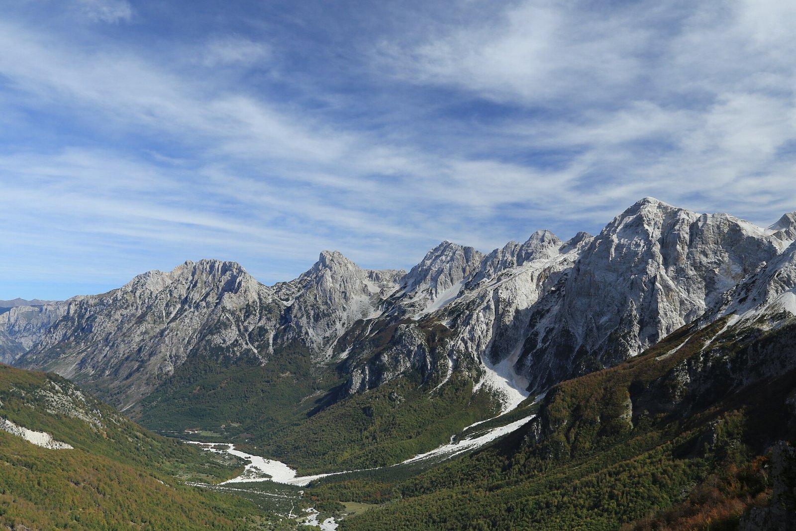 Découvrez Maja Grykat et Hapëta : un joyau naturel en Albanie — Stanet e Droces
