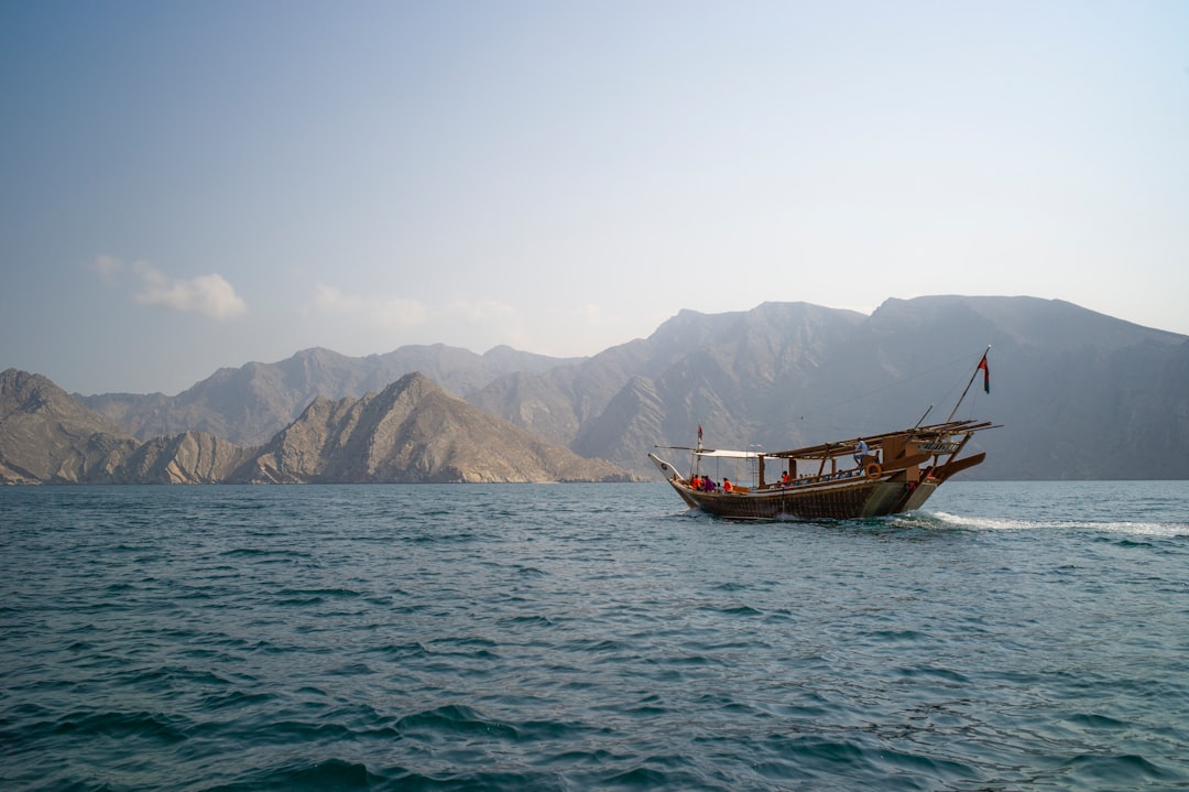 Jabal Khaysah : un trésor naturel à découvrir en Oman - Ash Shishah | Secret World Trip Planner