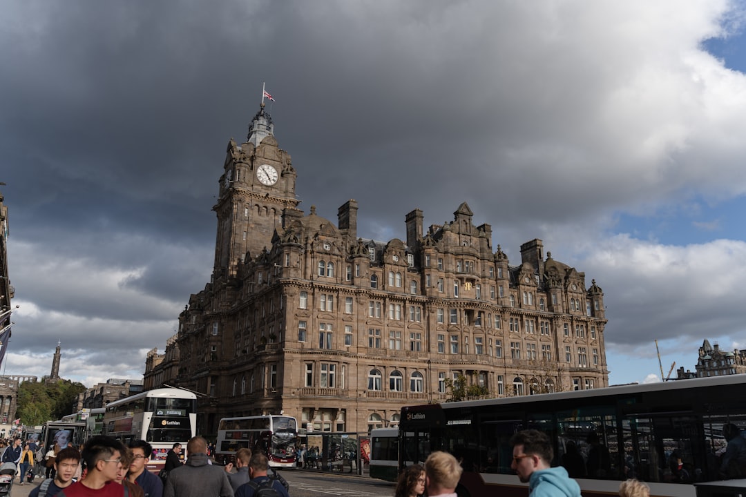 Découvrez le Scottish Vintage Bus Museum : un voyage dans le temps - 4G6Q+MR Dunfermline | Secret World Trip Planner