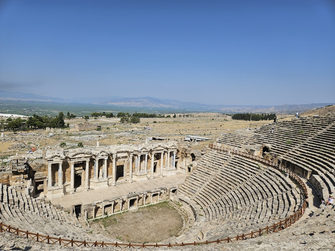 Pamukkale: Die weißen Terrassen der Türkei - Pamukkale | Secret World Trip Planner