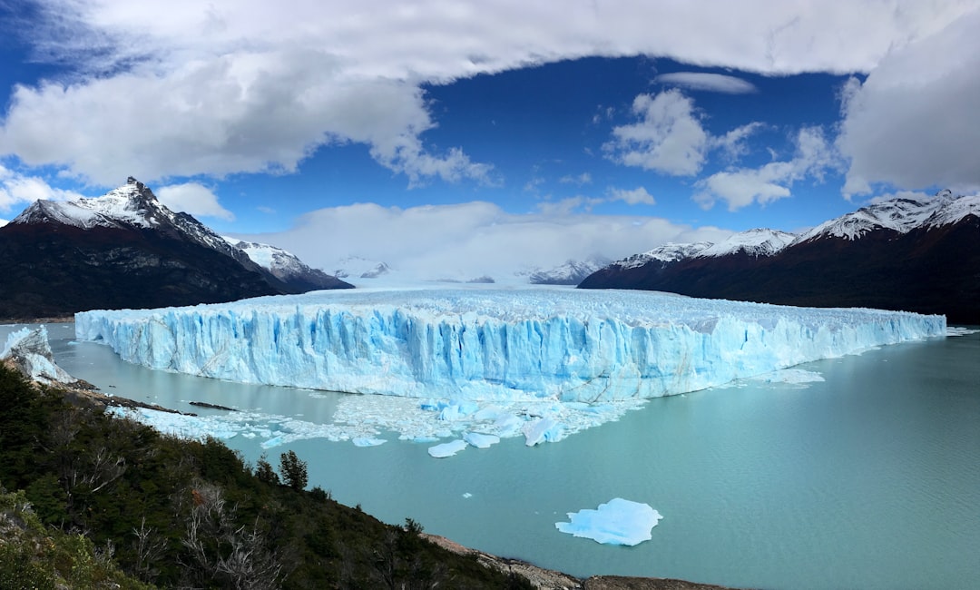 Perito Moreno : le glacier qui avance en Patagonie - El Calafate | Secret World Trip Planner