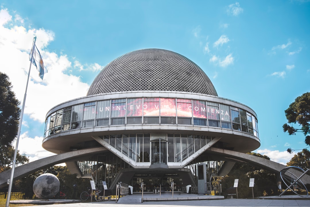 Planétarium Galileo Galilei : étoiles et béton à Buenos Aires - Av. Sarmiento s/n | Secret World Trip Planner