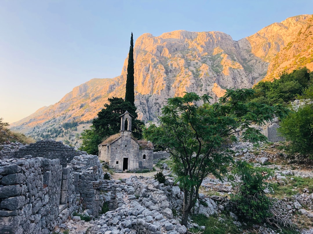 Scopri Bobotov Kuk: il tesoro montano del Montenegro - Virak | Secret World Trip Planner