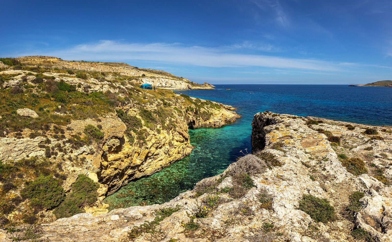 Découvrez Ħondoq ir-Rummien : un coin de paradis à Malte — Il-Qala