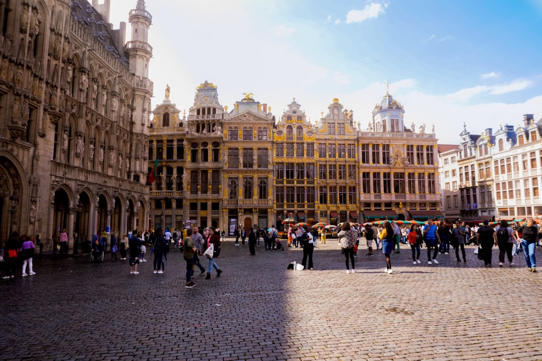Manneken Pis: Das freche Bronze-Highlight Brüssels - 1000 Bruxelles | Secret World Trip Planner