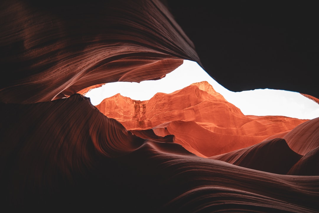 Canyon Antelope : lumière et pierre au cœur Navajo - Page | Secret World Trip Planner