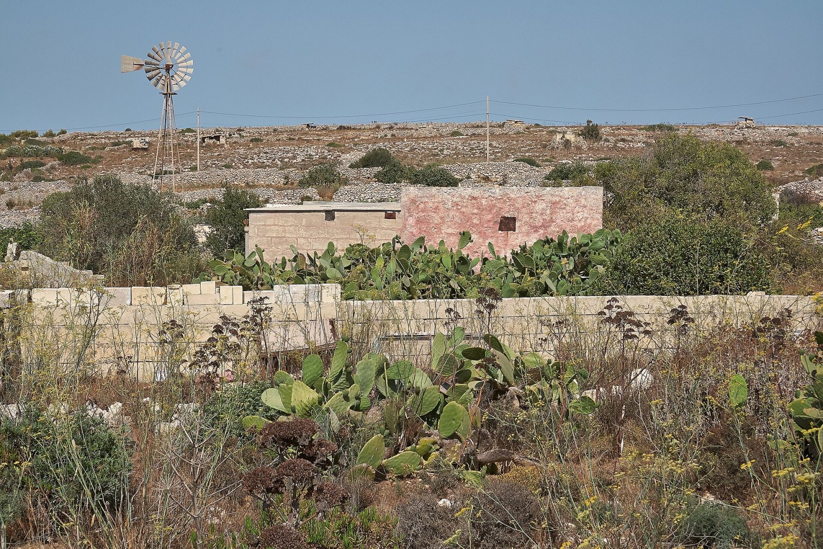 Découvrez Ta’ Dmejrek : Le point culminant de Malte - Is-Siġġiewi | Secret World Trip Planner
