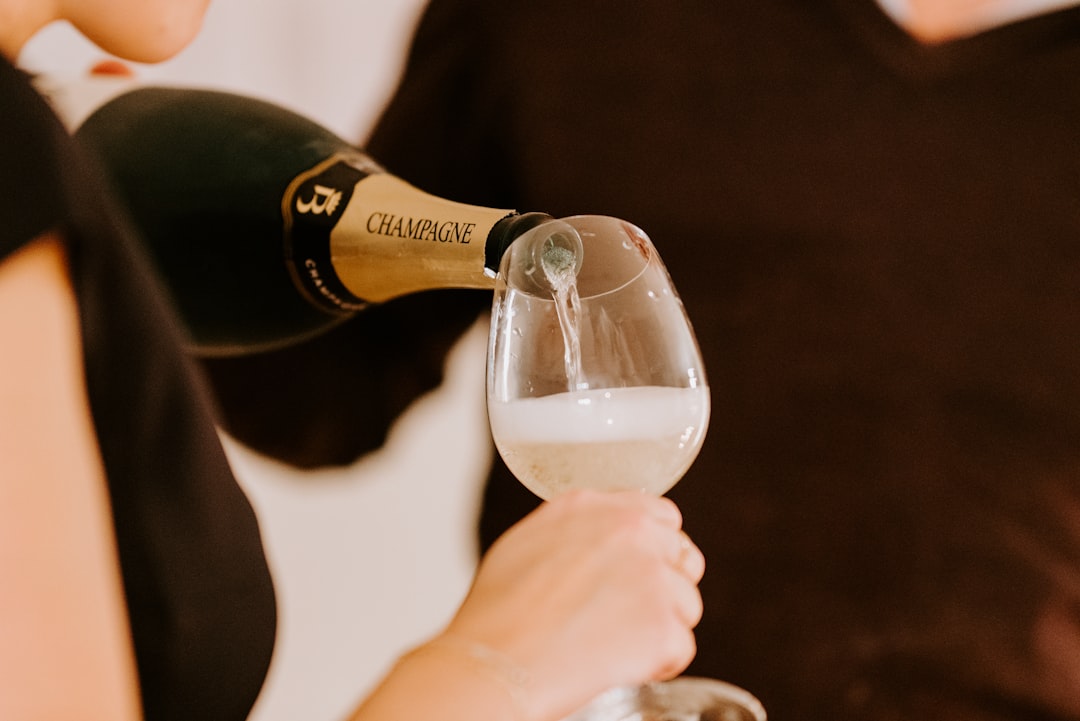 Champagne Deutz in Aÿ: Verkostungen und Besichtigungen - 16 Rue Jeanson | Secret World Trip Planner