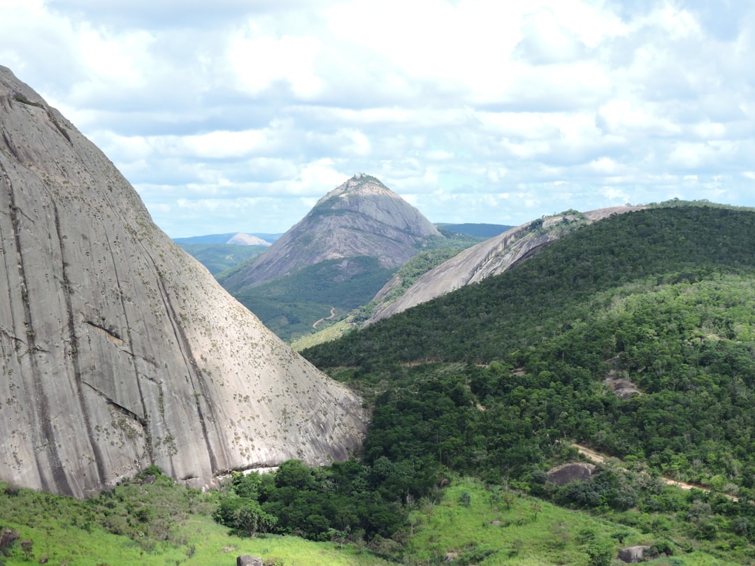 Pedra do Telégrafo : coucher de soleil sur le Brésil sauvage - Grumari | Secret World Trip Planner