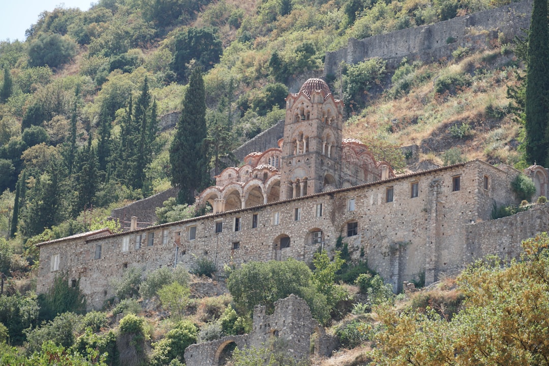 Scopri il Monastero di Agiou Panteleimonos: un gioiello di cultura - 66P2+VV | Secret World Trip Planner