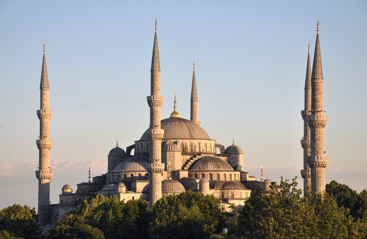 Moschea Blu di Istanbul: architettura ottomana - At Meydanı Cd No:7 | Secret World Trip Planner