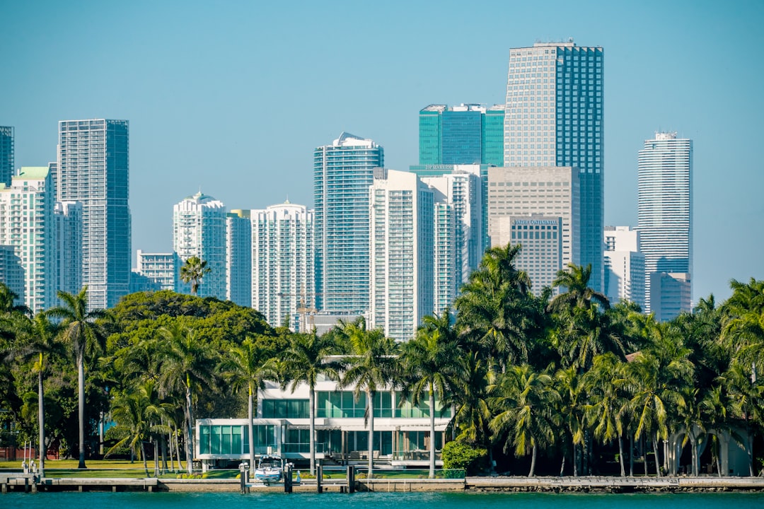 Alternatives à Wanderlog 2026 : meilleures apps pour Miami - Miami | Secret World Trip Planner