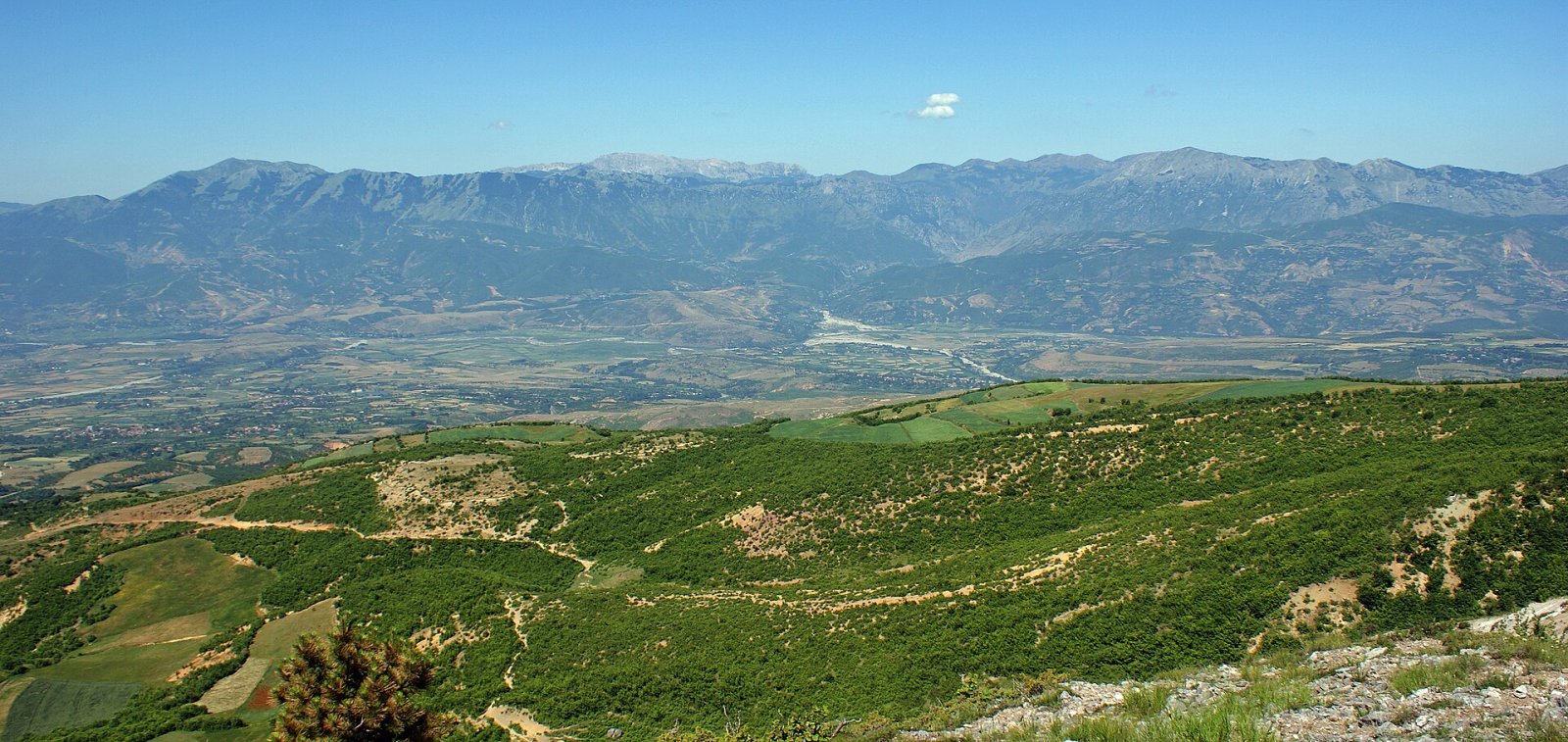 Maja und Runjes: Ein Naturparadies in Albanien - Lukan | Secret World Trip Planner
