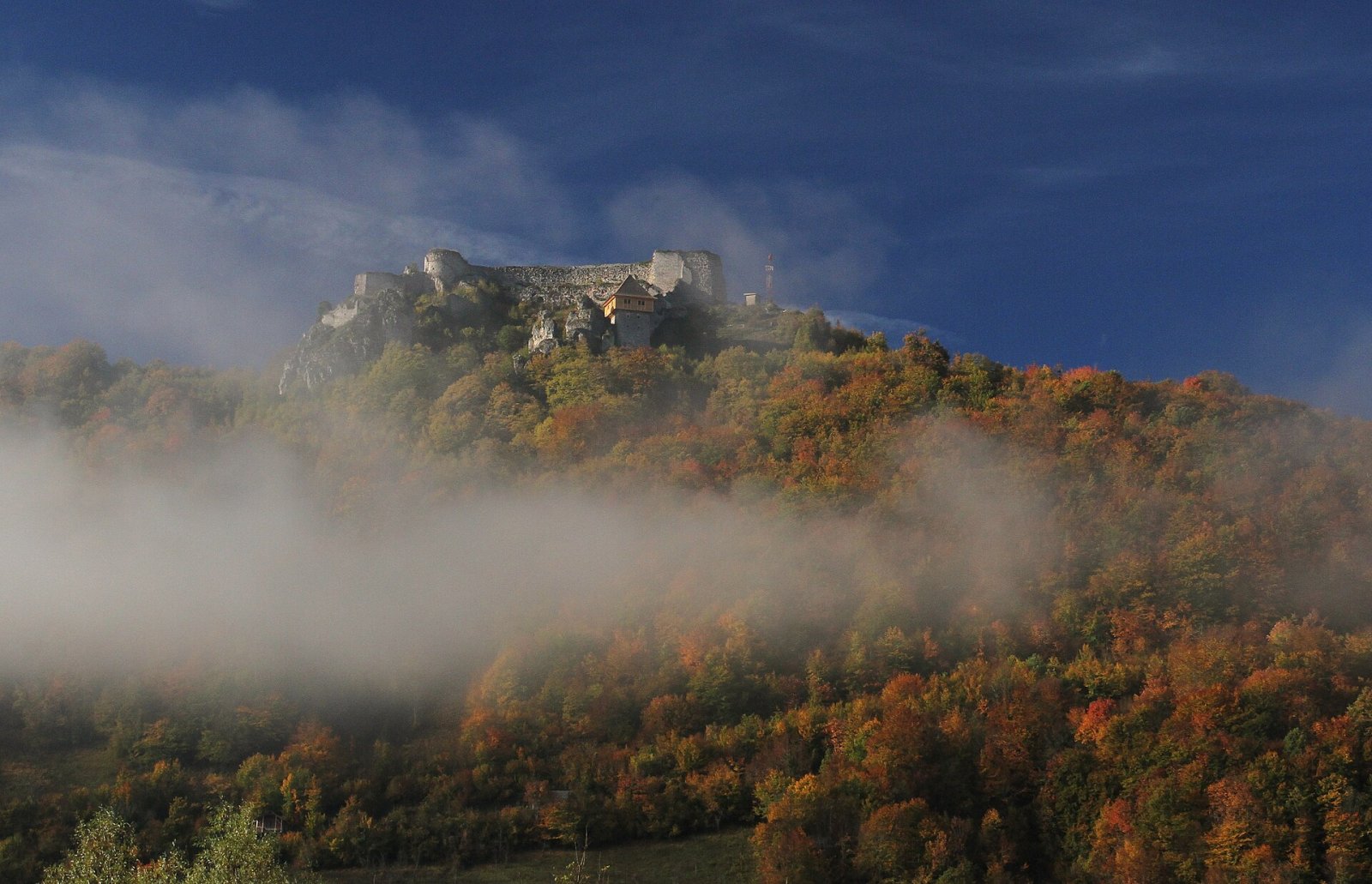 Ostrovica : Un Paradis Naturel au Coeur du Monténégro - Bijeli Potok | Secret World Trip Planner